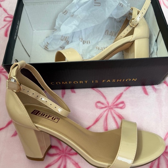 Alfani Shoes - Nude Heels
